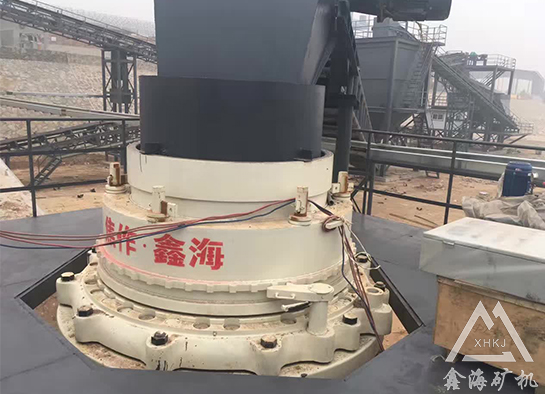 圆锥破碎机