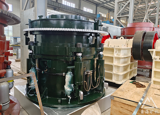 液压圆锥破在矿石破碎中的应用