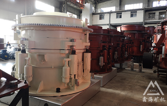 XHP多缸液压圆锥破碎机