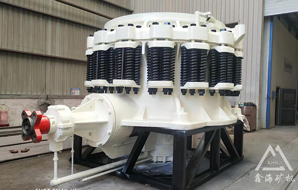 PY弹簧圆锥破碎机